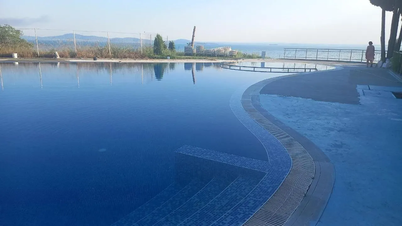 Pomorie Direkt Am Pool Apartment Bulgaria