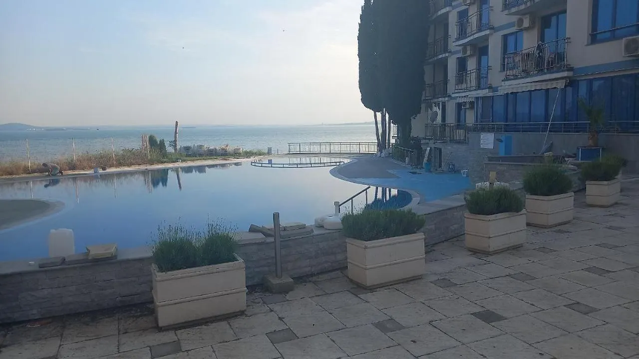 Pomorie Direkt Am Pool Apartment 0*,